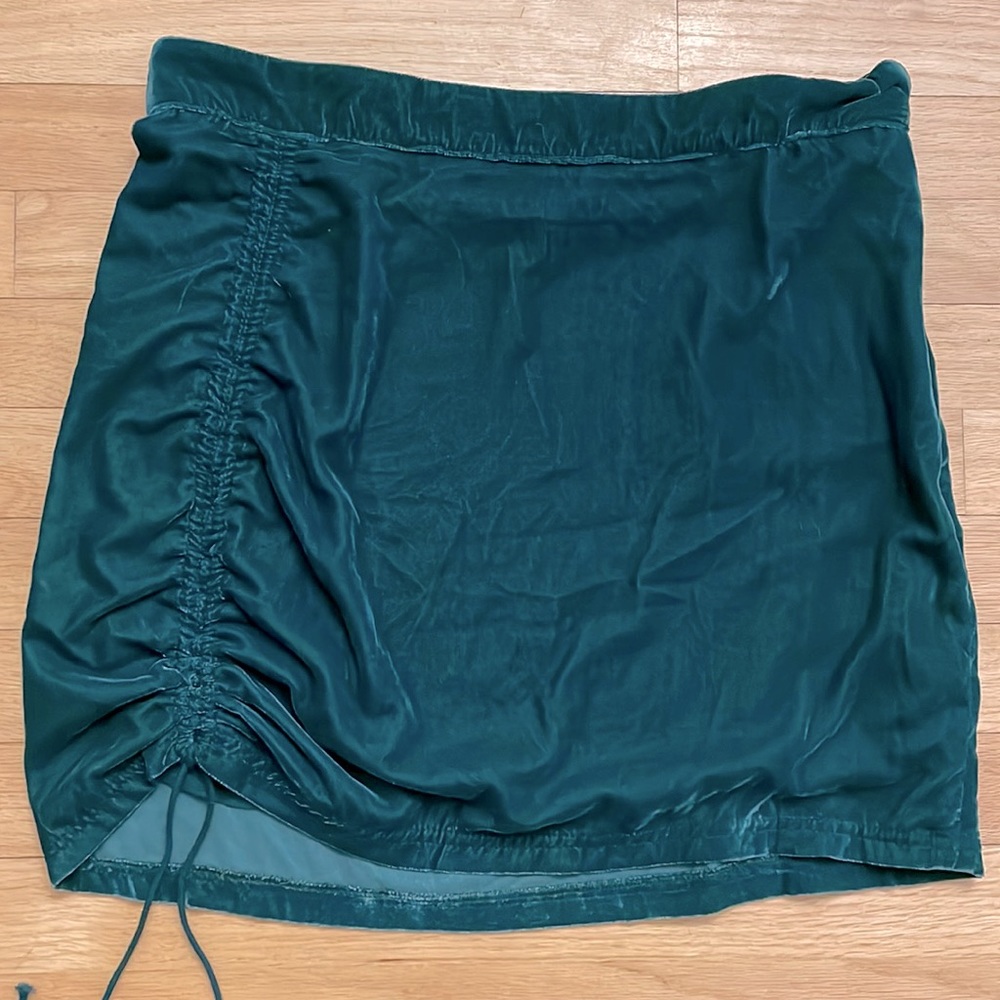 NEW Free People Vivienne Velvet Mini Skirt In Emerald Green